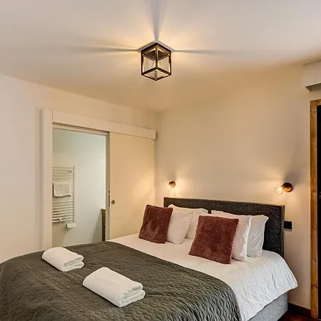 Апартаменты Mazot De Kayla, Alpes Travel, Les Houches, Sleeps 4 *
